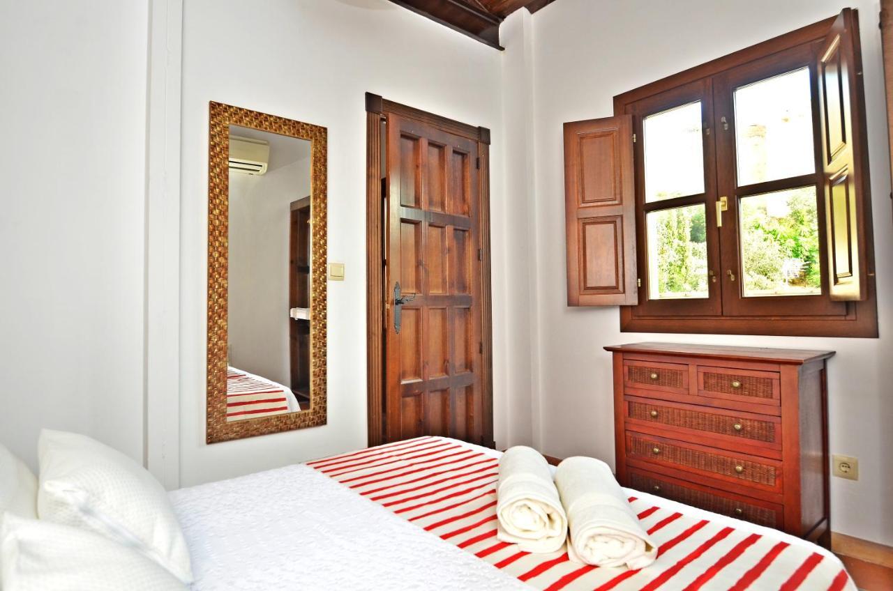 グラナダ Loft Dar Al- Horra , Terraza, Parking & Vistasヴィラ エクステリア 写真